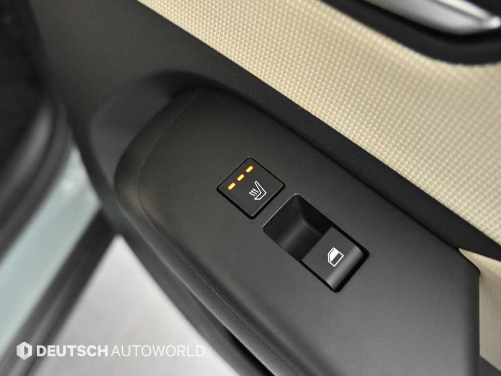 HYUNDAI Kona - Vista 12