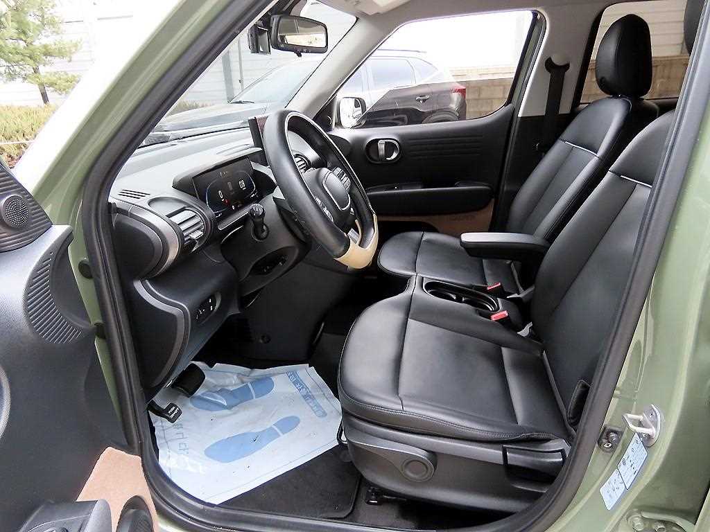 HYUNDAI Casper - Vista 5