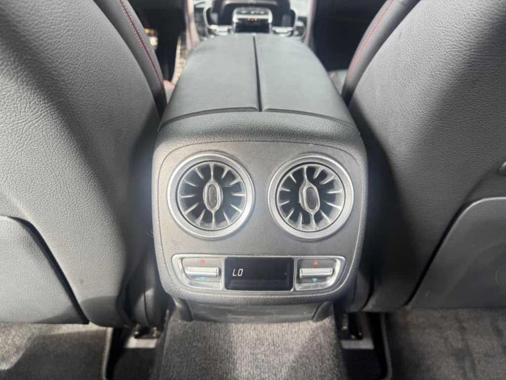 Mercedes Benz CLS Class - Vista 4