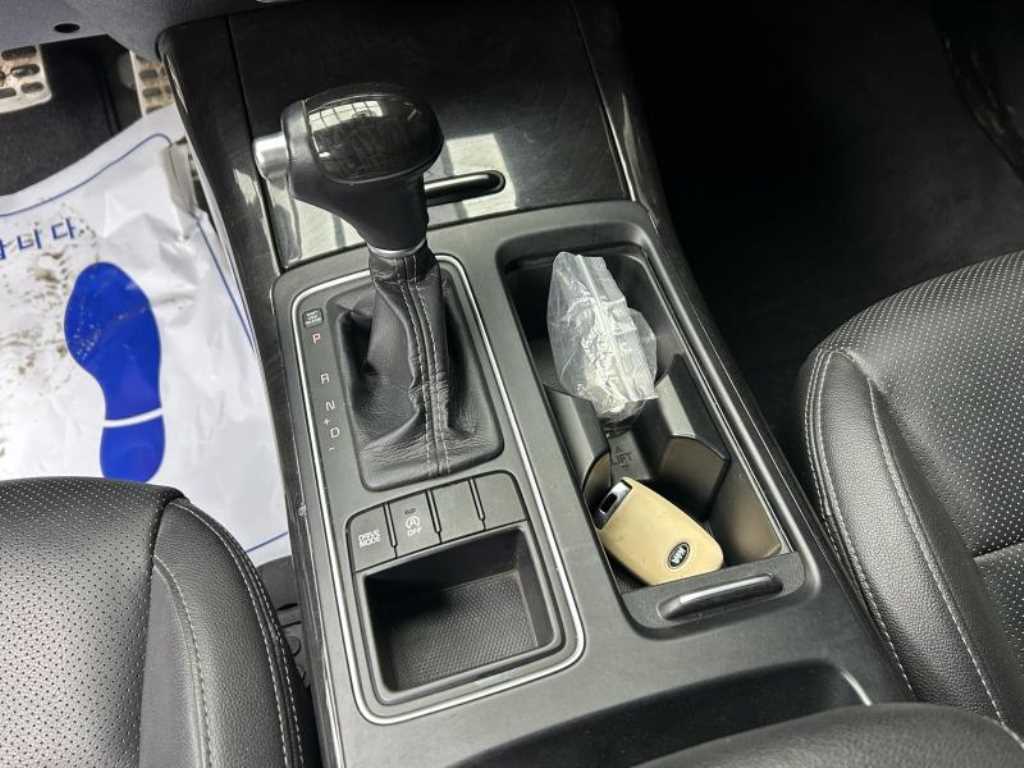 KIA Sorento - Vista 11