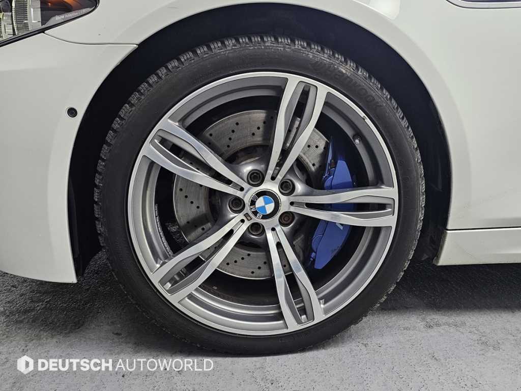 BMW 5 Series - Vista 5