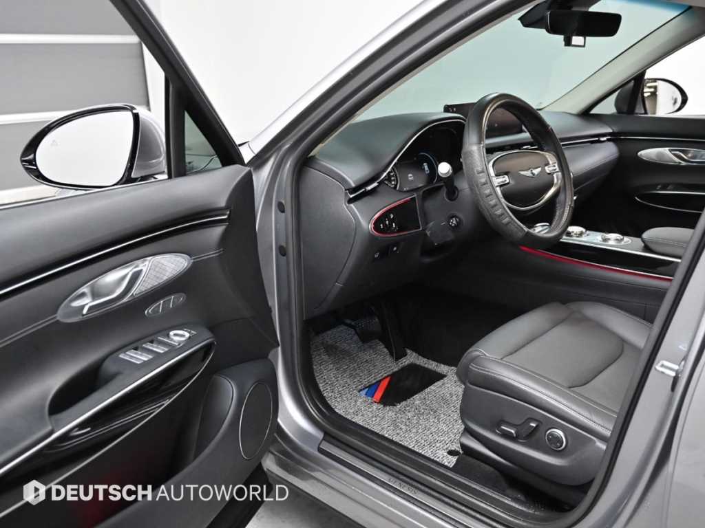 Genesis GV70 - Vista 11