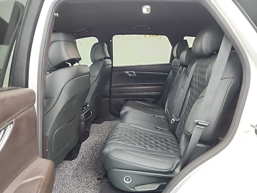 Genesis GV80 - Vista 12