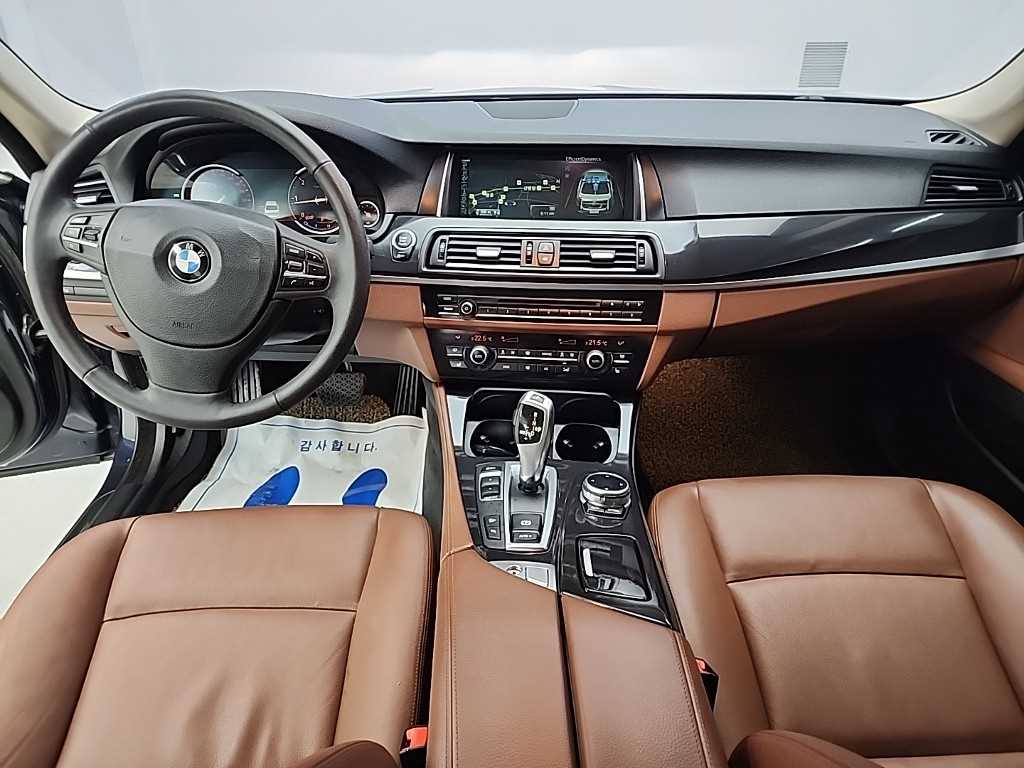 BMW 5 Series - Vista 7