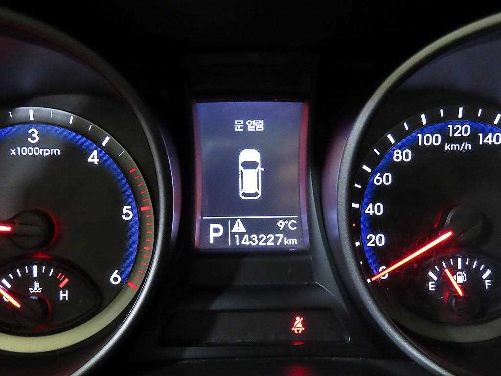 HYUNDAI Santa Fe - Vista 9