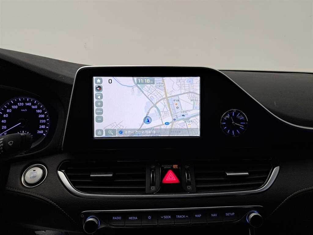 HYUNDAI Grandeur - Vista 9