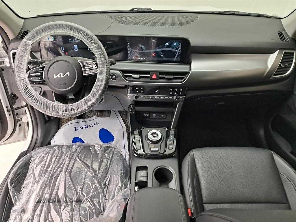 KIA Seltos - Vista 6