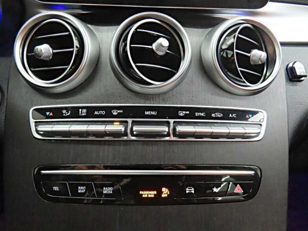 Mercedes Benz GLC Class - Vista 11