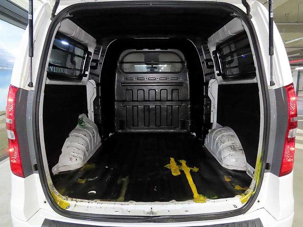 HYUNDAI Starex 2020 Blanco - Importación desde Corea - HF Imports Iquique - Foto 16