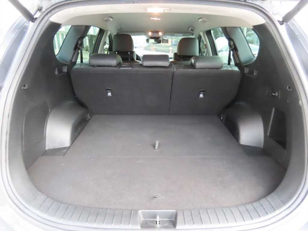 HYUNDAI Santa Fe - Vista 5