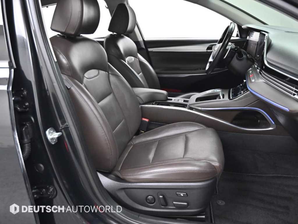 HYUNDAI Grandeur - Vista 10