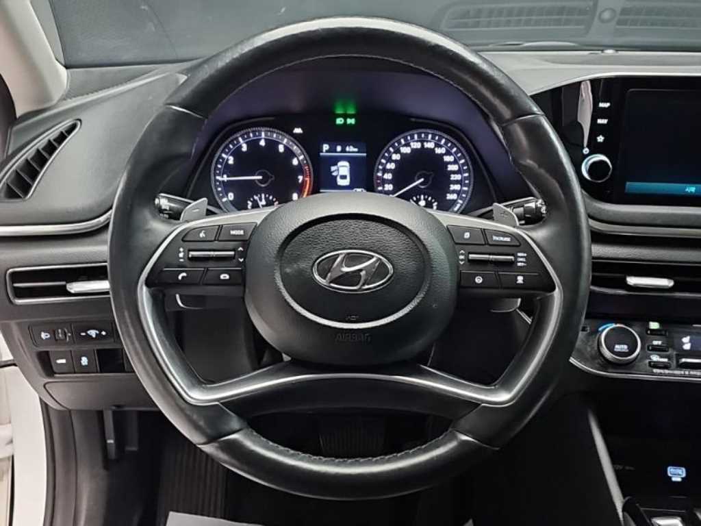 HYUNDAI Sonata - Vista 12