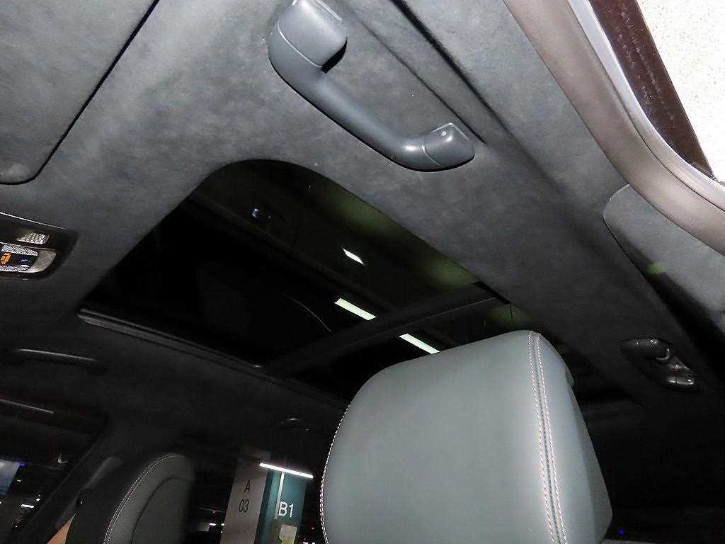 Genesis GV70 2021 Rojo - Importación desde Corea - HF Imports Iquique - Foto 14