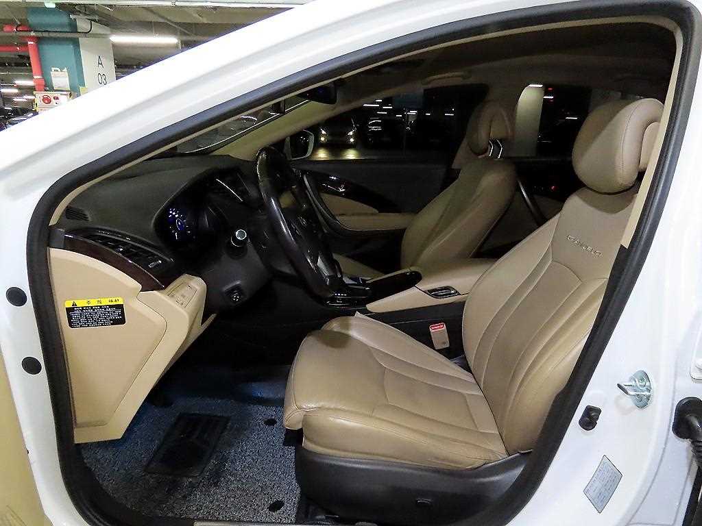 HYUNDAI Grandeur - Vista 7