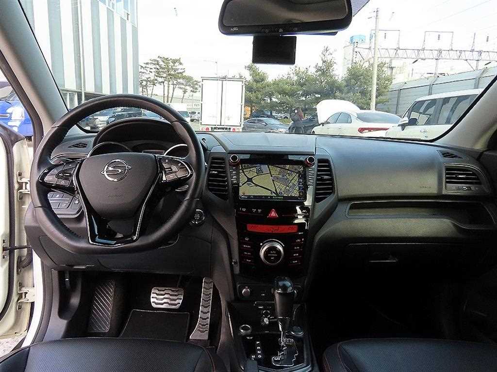 Ssangyong Tivoli - Vista 7