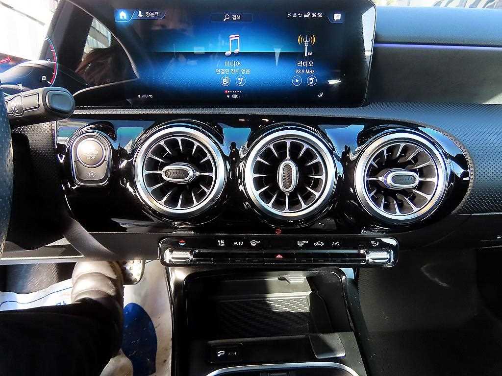 Mercedes Benz A Class 2021 Blanco - Importación desde Corea - HF Imports Iquique - Foto 14