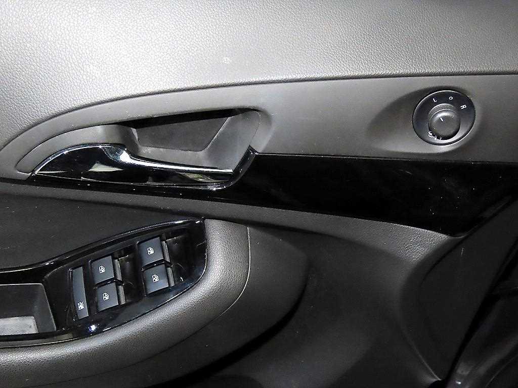 Chevrolet Orlando 2012 Gris - Importación desde Corea - HF Imports Iquique - Foto 14