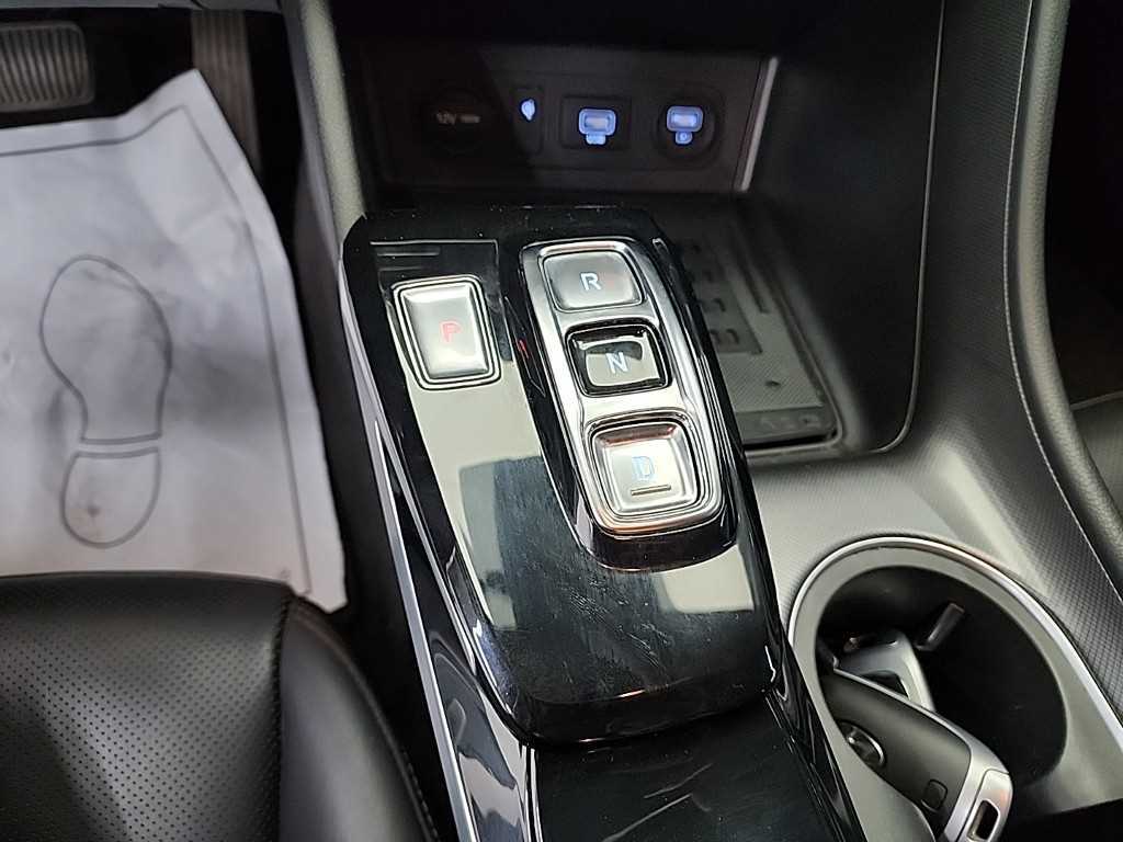 HYUNDAI Sonata - Vista 8