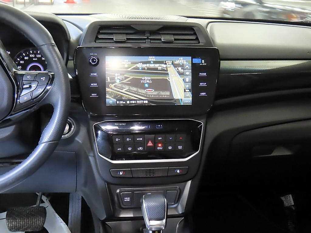 Ssangyong Tivoli - Vista 11