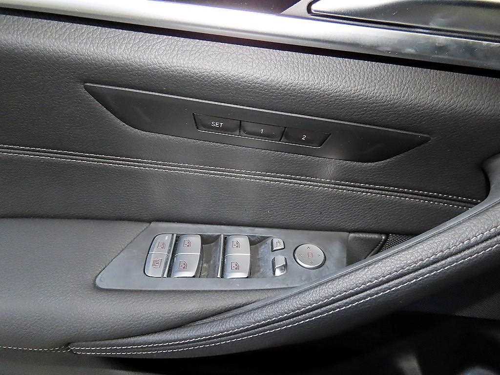 BMW 5 Series 2022 Gris - Importación desde Corea - HF Imports Iquique - Foto 13