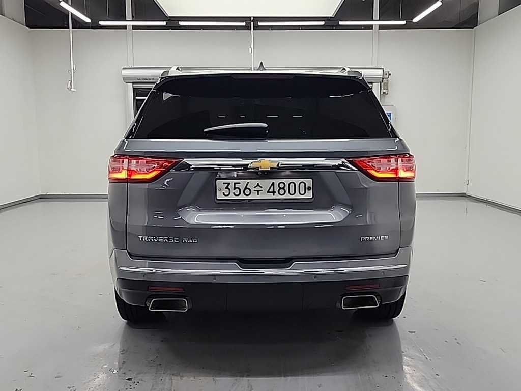 Chevrolet Travers - Vista 3