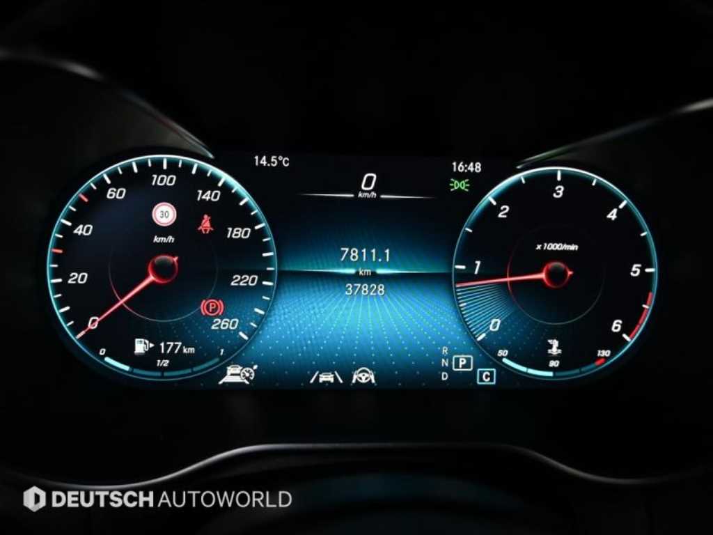 Mercedes Benz GLC Class - Vista 8