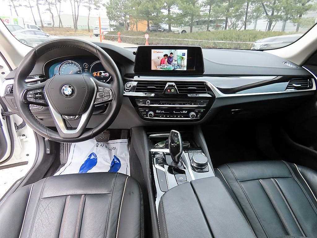 BMW 5 Series - Vista 7