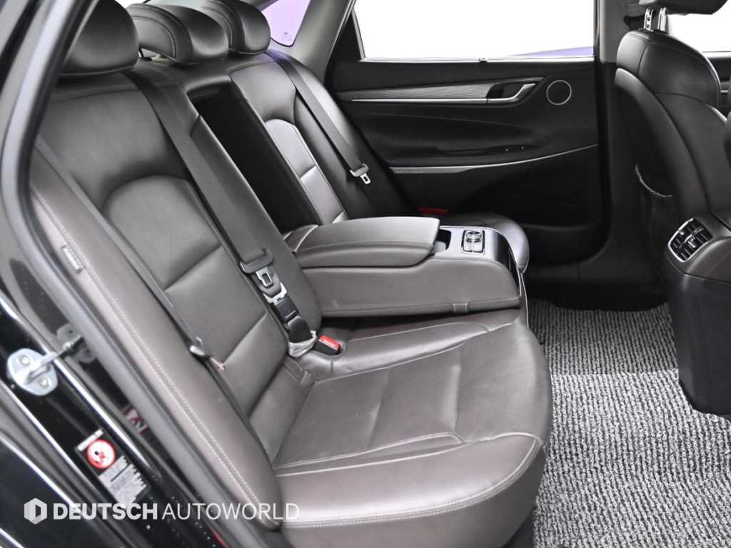 HYUNDAI Grandeur - Vista 12