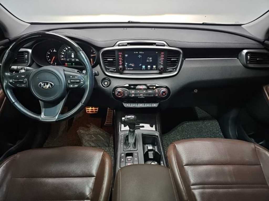 KIA Sorento - Vista 10