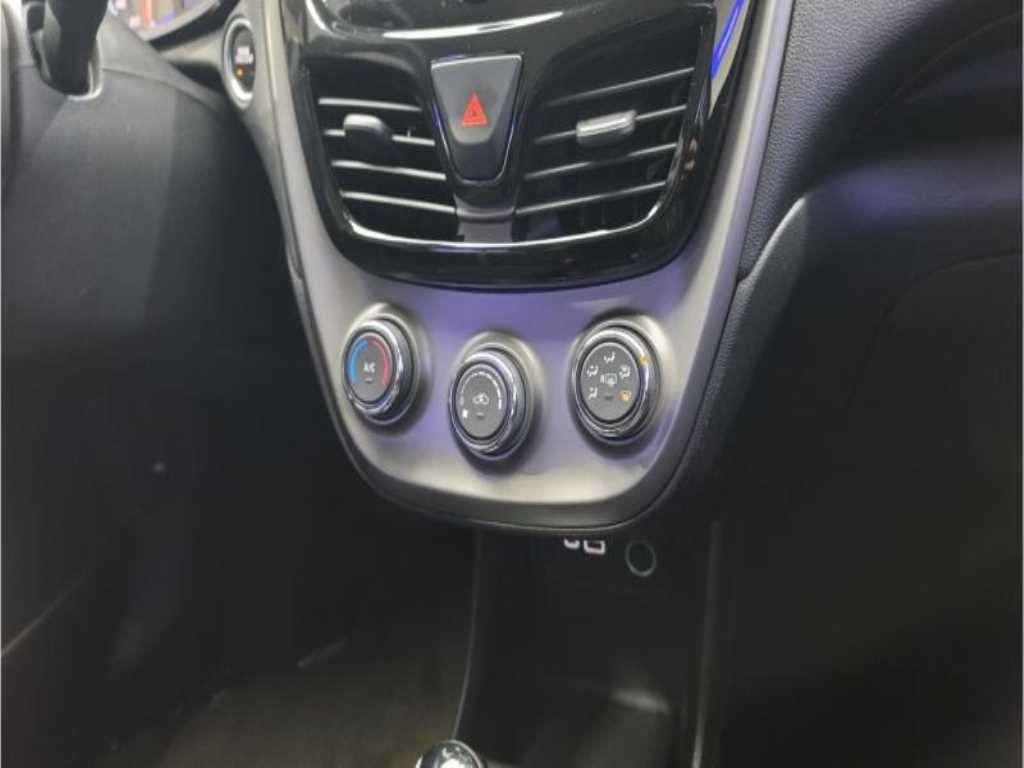 Chevrolet Spark - Vista 11