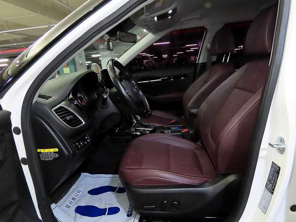 KIA Seltos - Vista 6