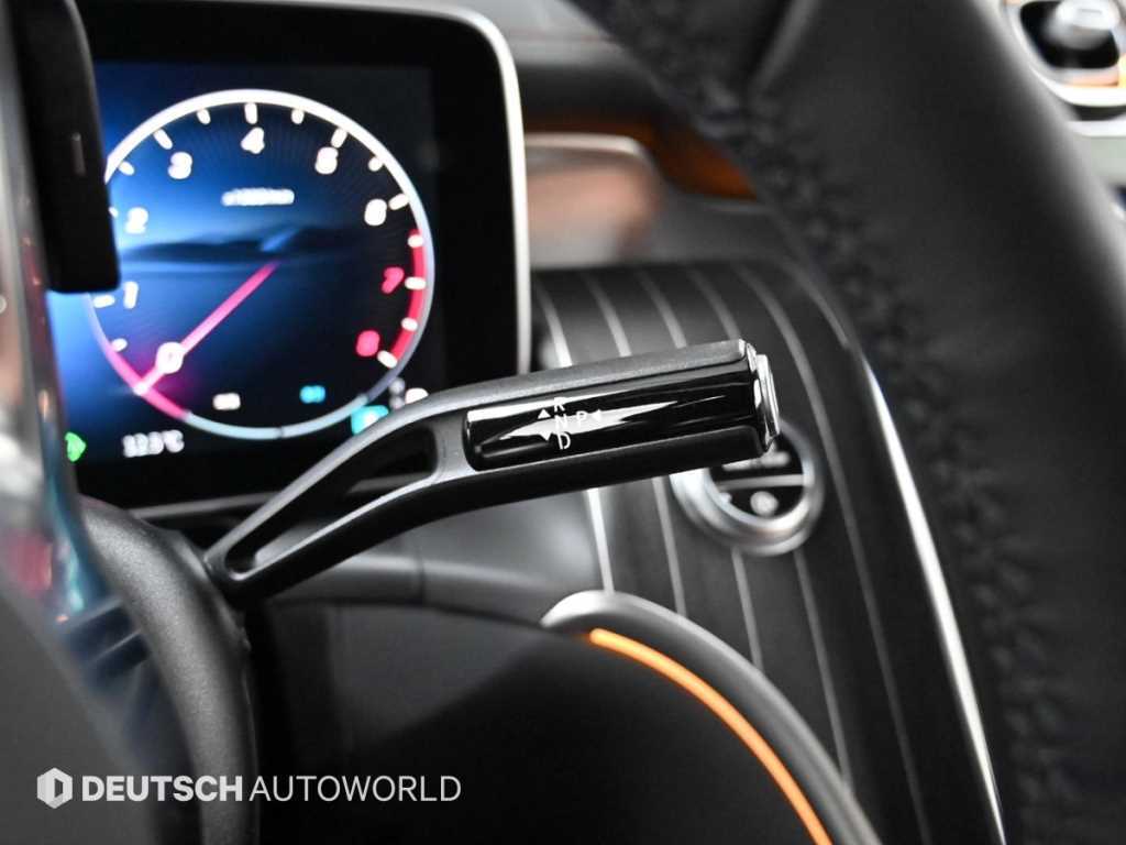 Mercedes Benz GLC Class - Vista 9