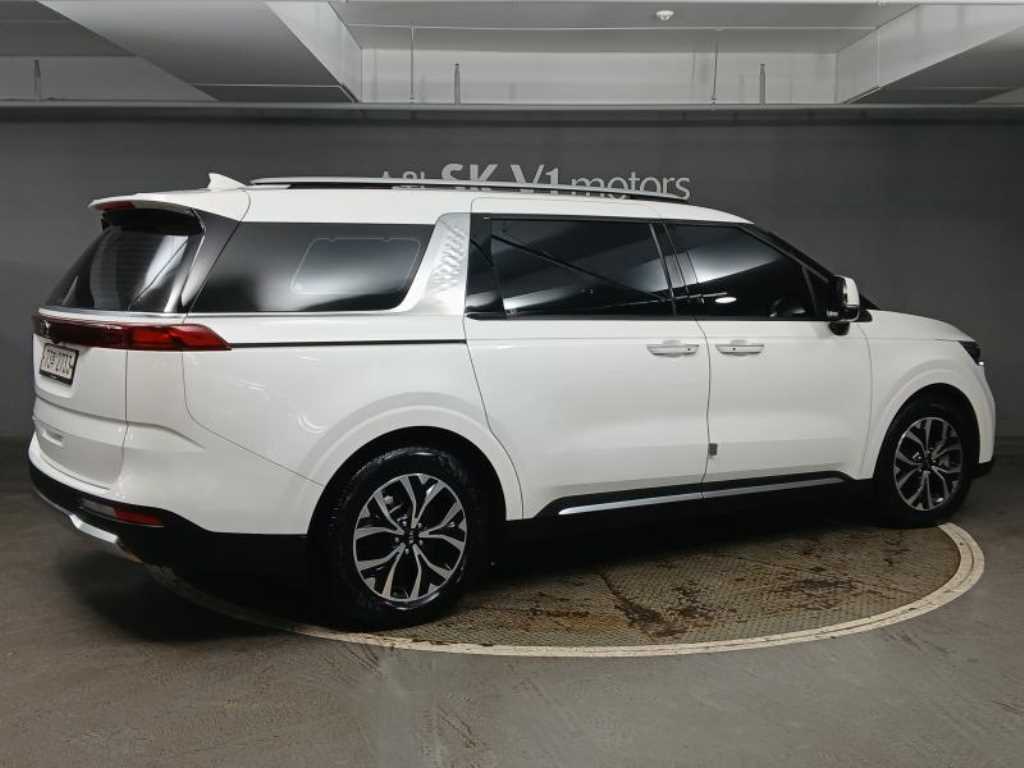 KIA Carnival - Vista 4
