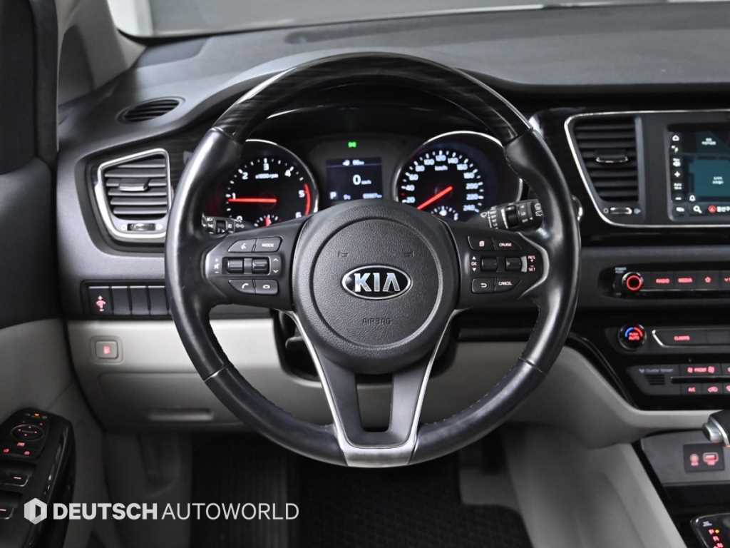 KIA Carnival 2019 Blanco - Importación desde Corea - HF Imports Iquique - Foto 13