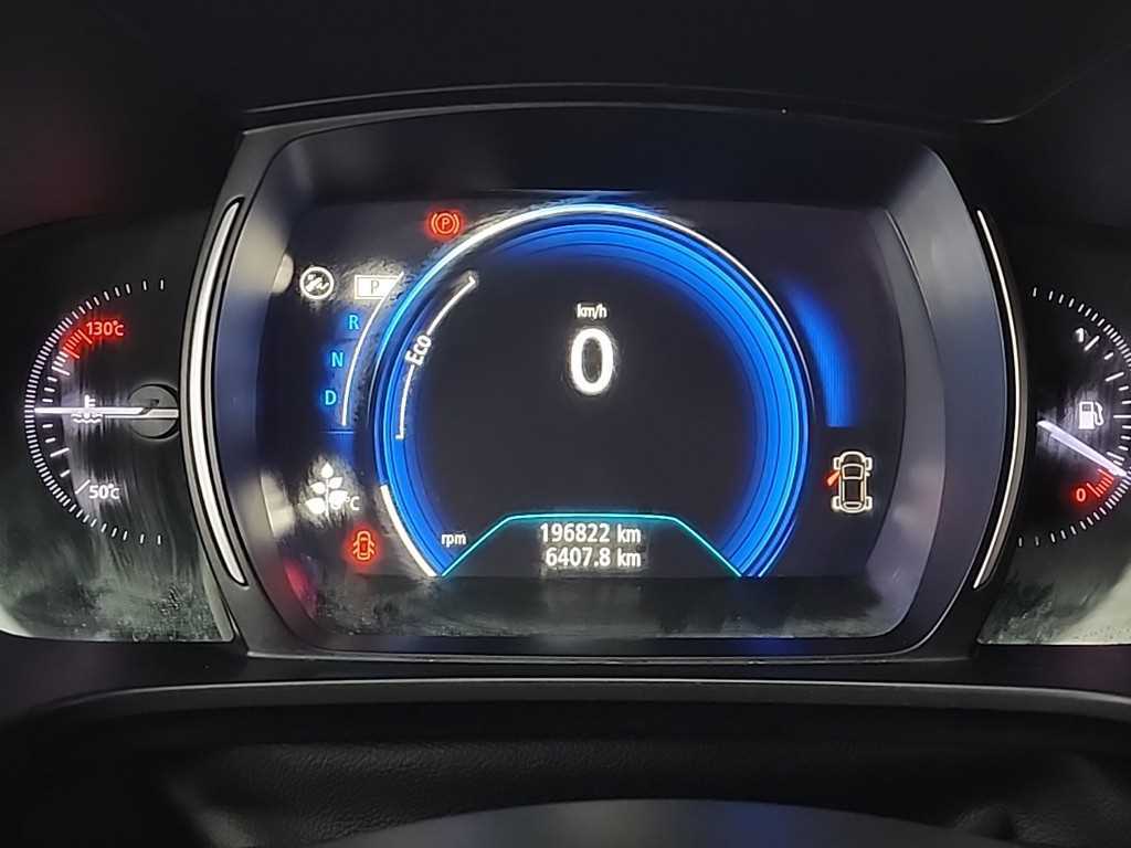 SAMSUNG QM6 - Vista 6