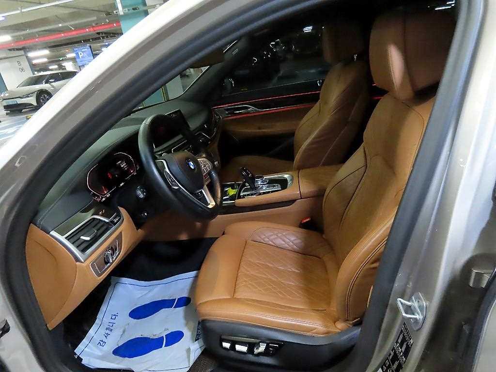 BMW 7 Series - Vista 6