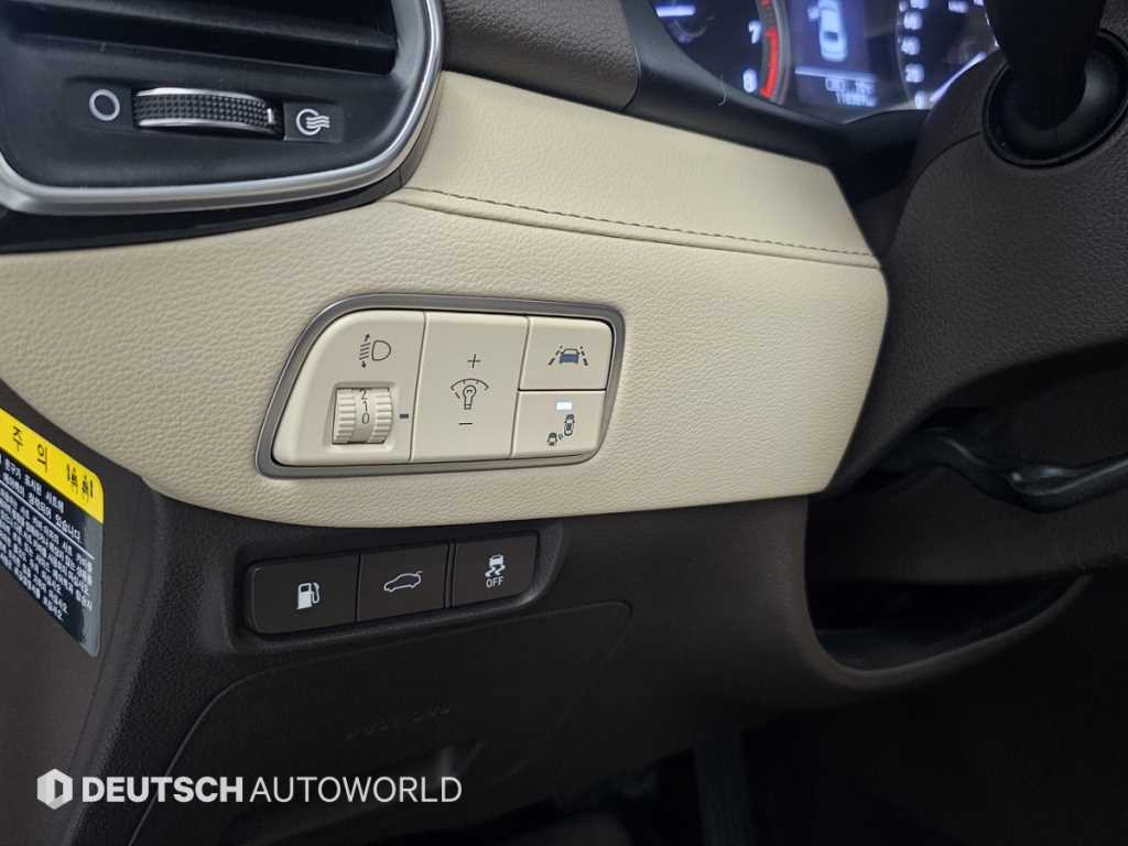 HYUNDAI Grandeur 2019 Blanco - Importación desde Corea - HF Imports Iquique - Foto 17