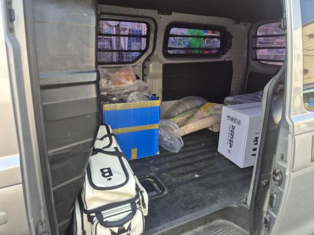 HYUNDAI Starex - Vista 4