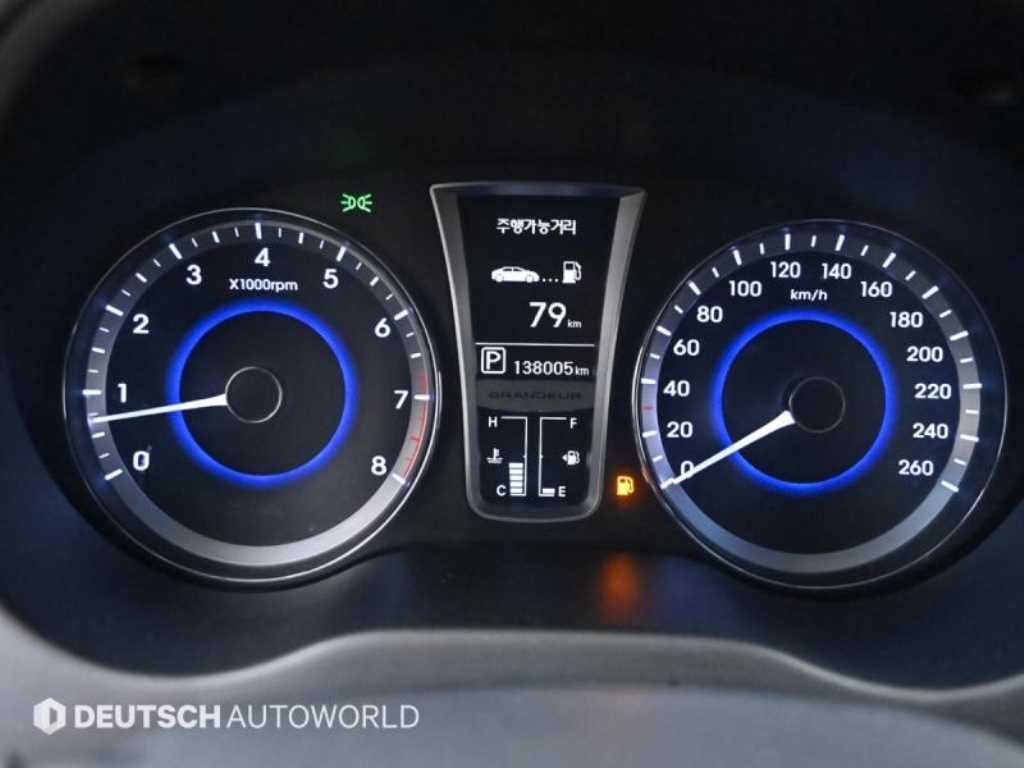 HYUNDAI Grandeur - Vista 8