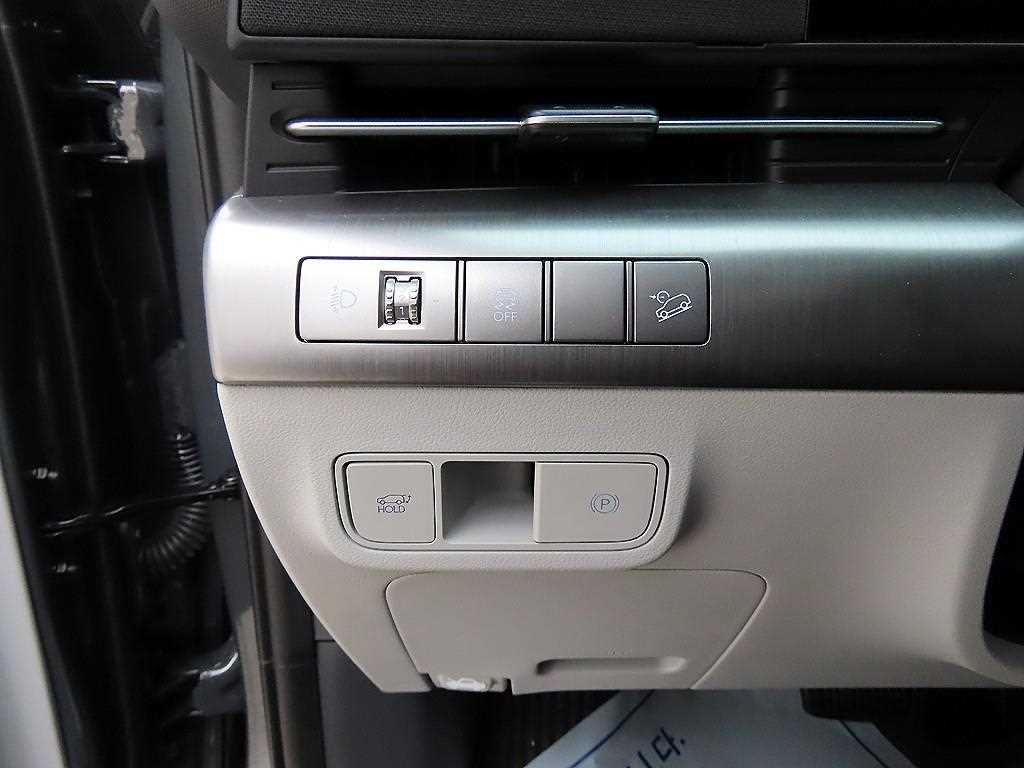 HYUNDAI Kona - Vista 11