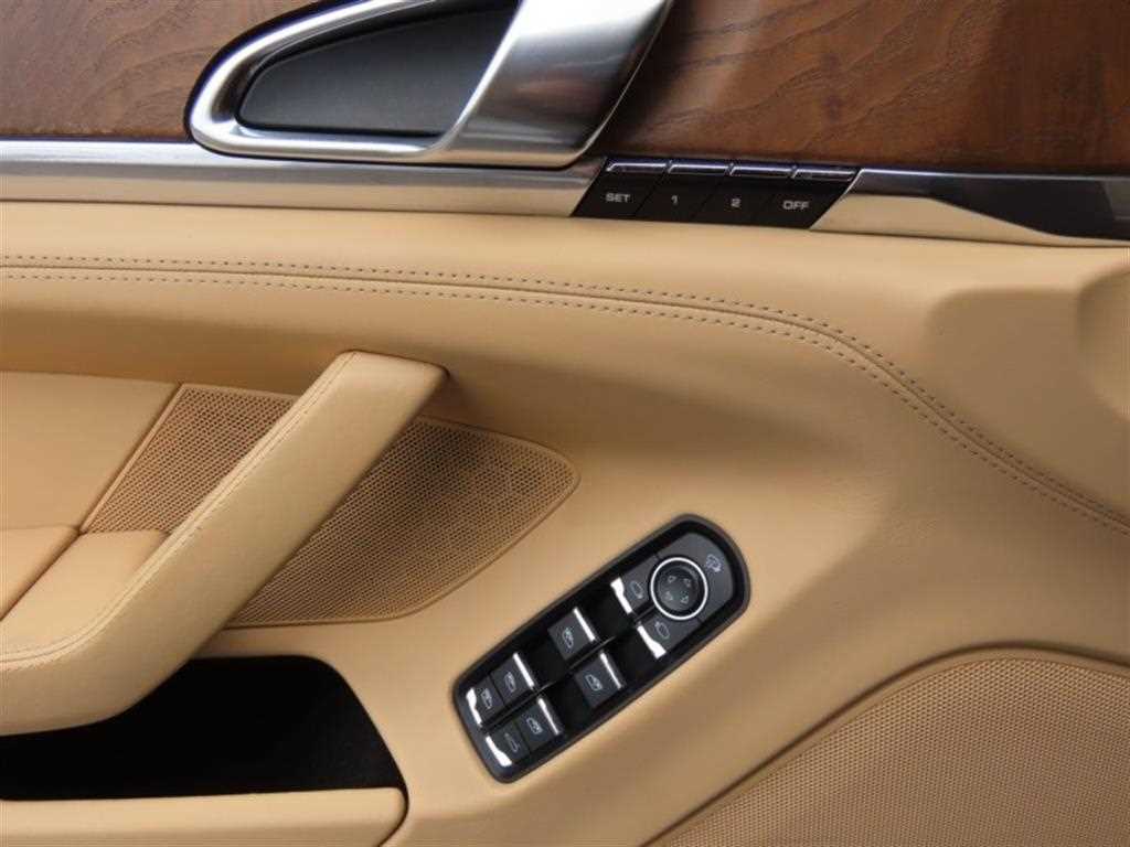 Porsche Panamera - Vista 12
