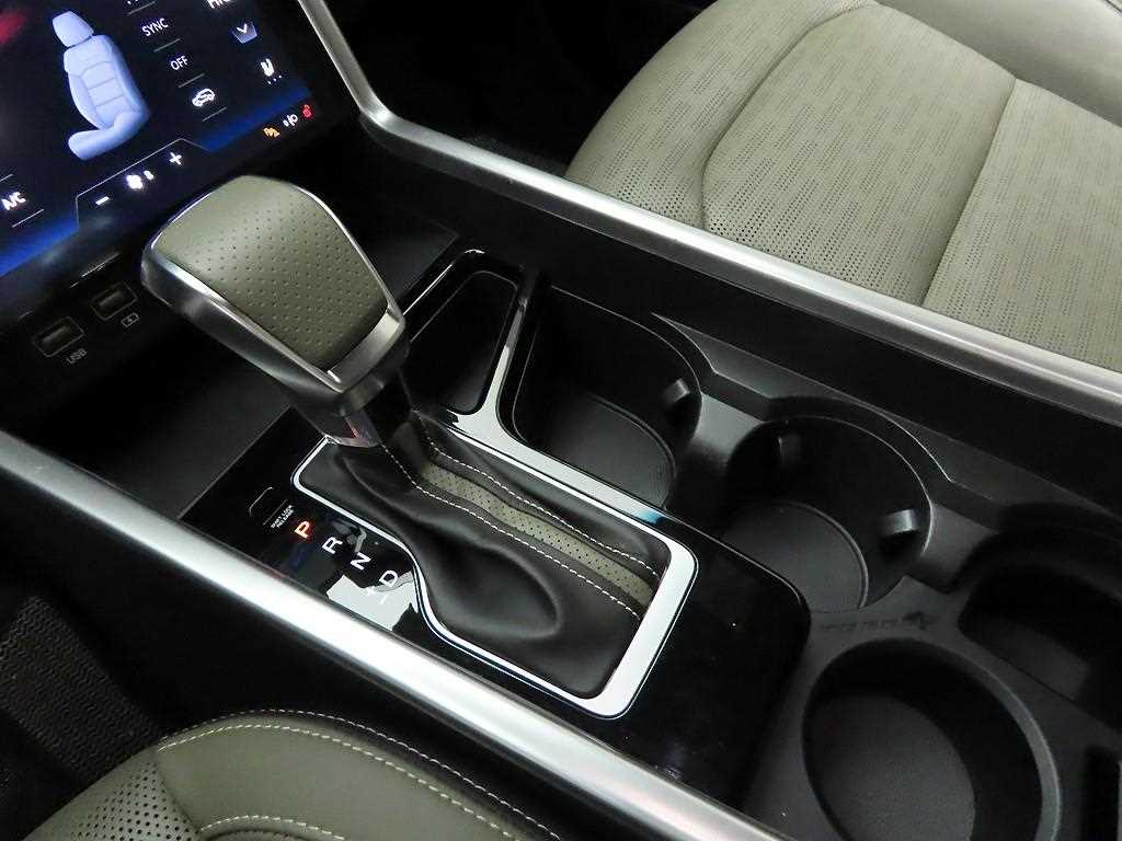 Ssangyong Torres - Vista 11