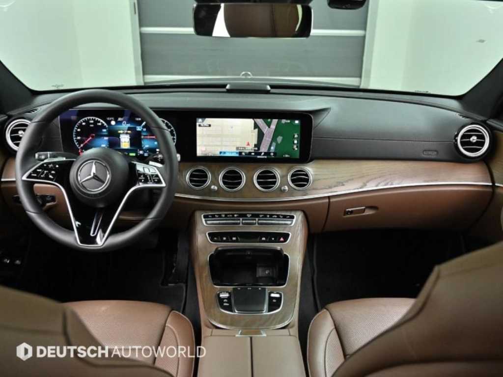 Mercedes Benz E class - Vista 7