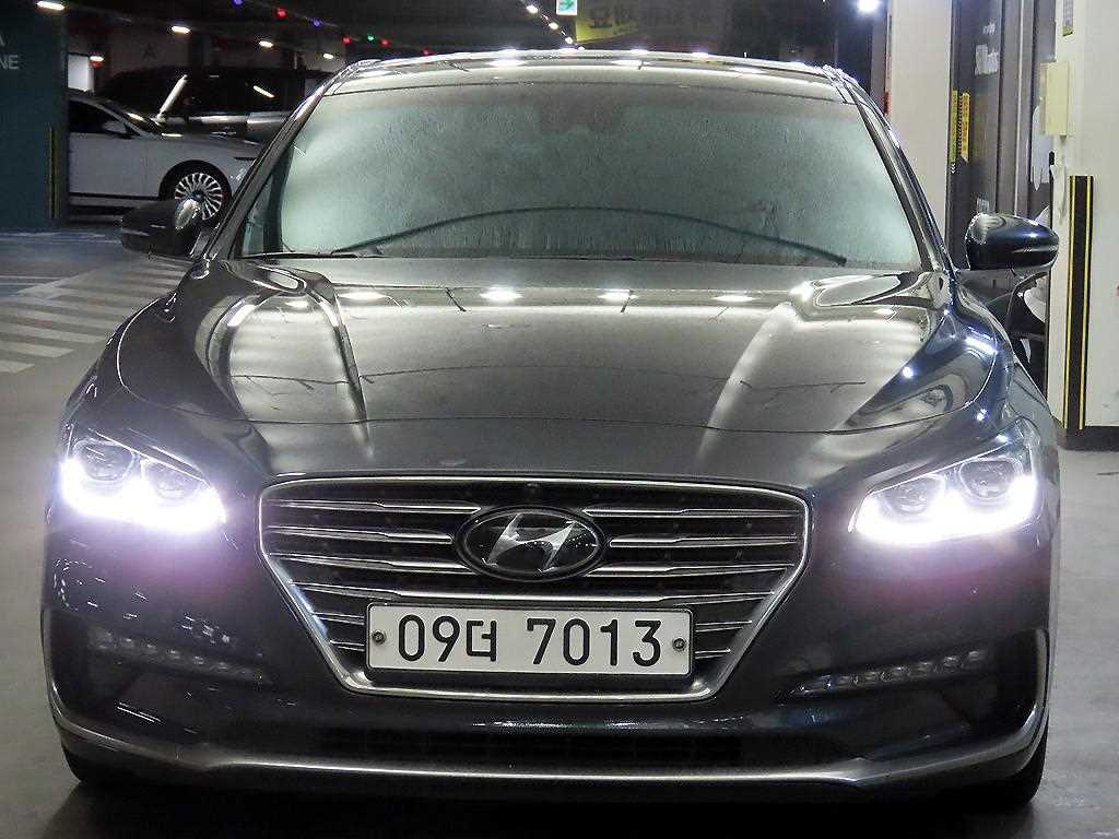 HYUNDAI Grandeur - Vista 2