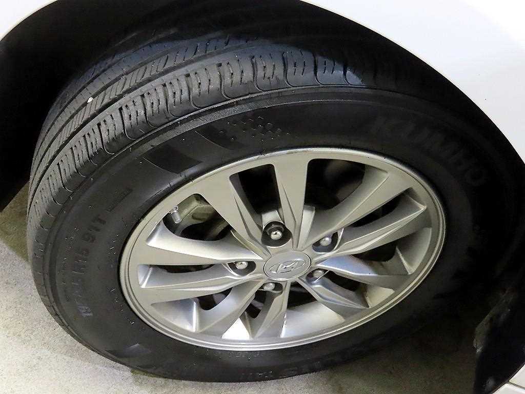 HYUNDAI Avante 2019 Blanco - Importación desde Corea - HF Imports Iquique - Foto 19