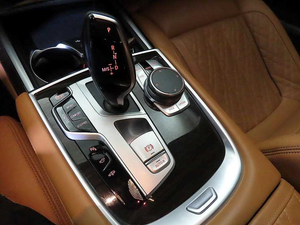 BMW 7 Series - Vista 12