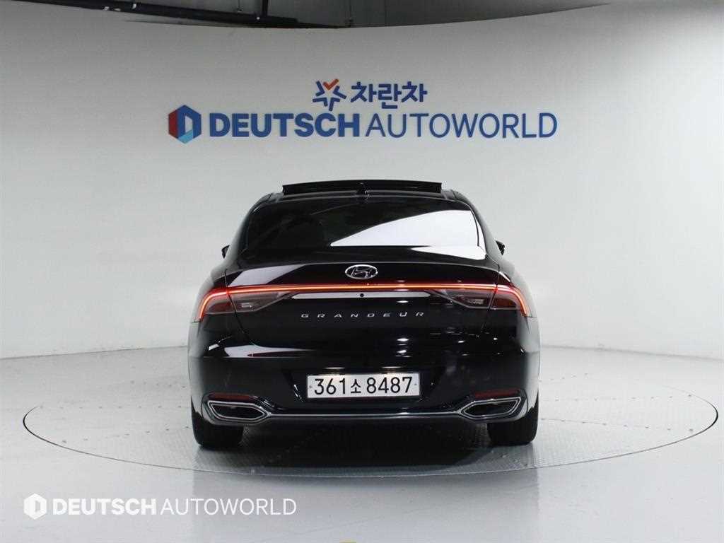 HYUNDAI Grandeur - Vista 4