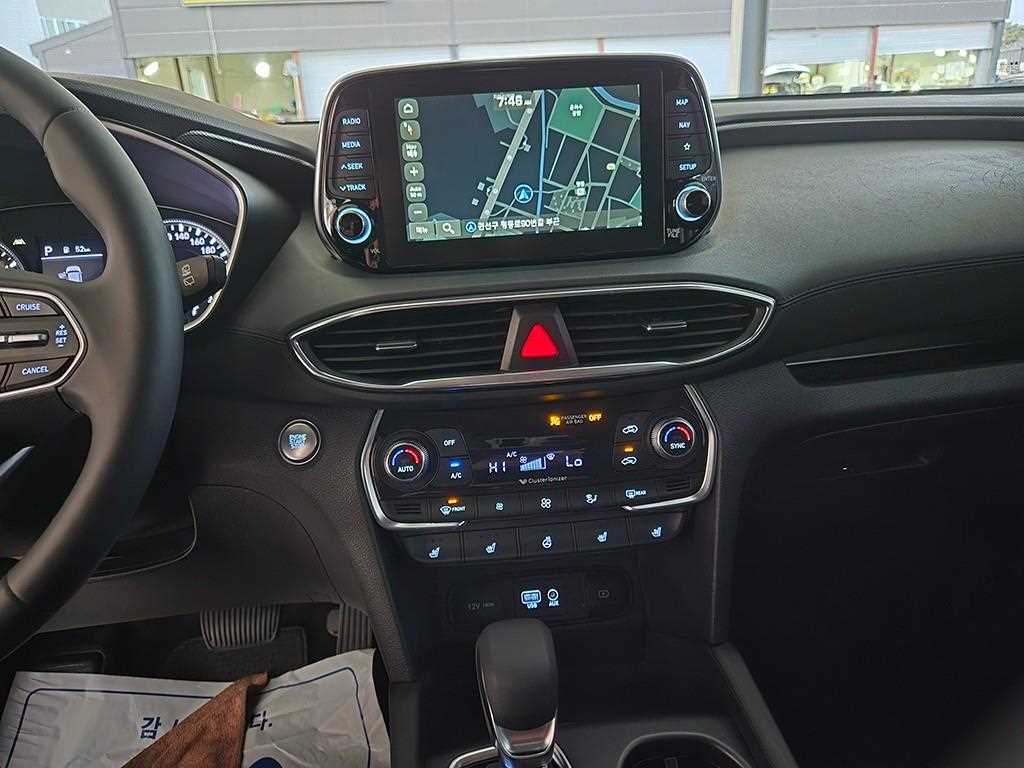 HYUNDAI Santa Fe - Vista 10