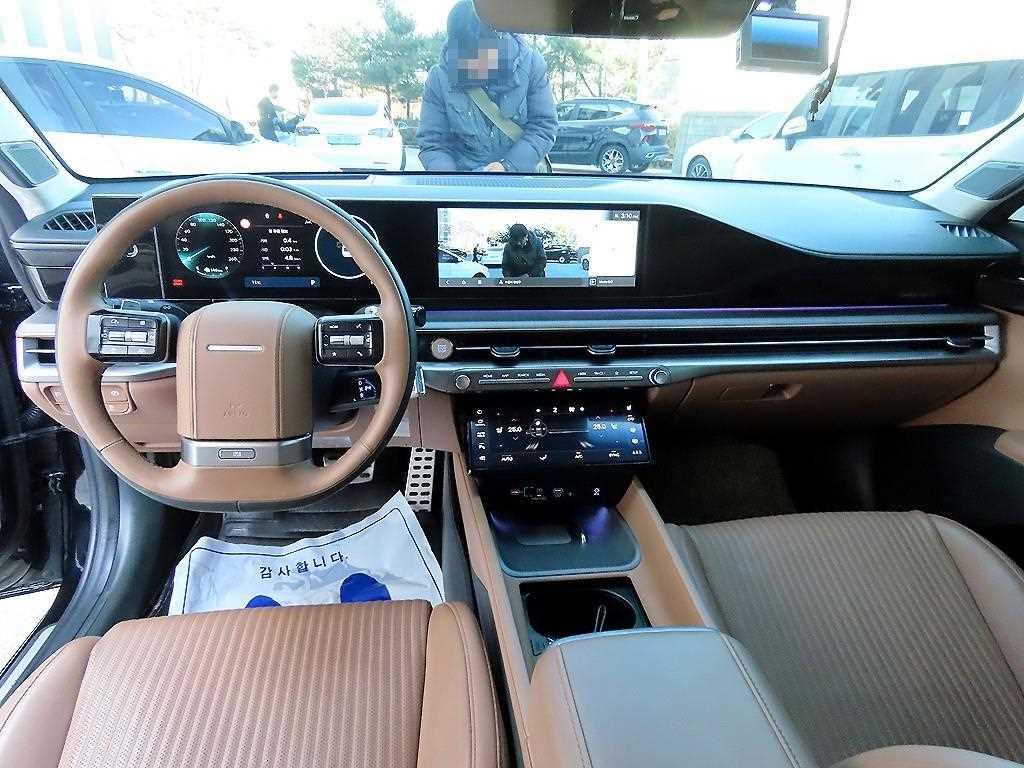 HYUNDAI Grandeur - Vista 7