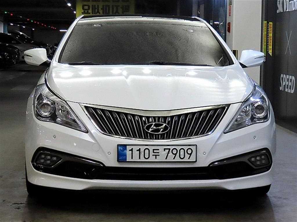 HYUNDAI Grandeur - Vista 3